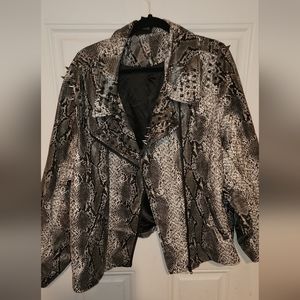 Torrid size 5 snakeskin jacket